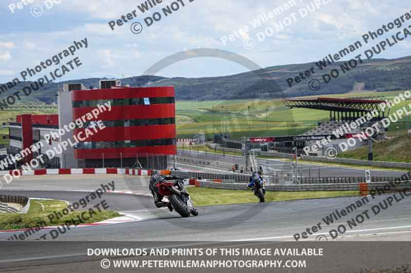 cadwell no limits trackday;cadwell park;cadwell park photographs;cadwell trackday photographs;enduro digital images;event digital images;eventdigitalimages;navarra;no limits trackdays;peter wileman photography;racing digital images;trackday digital images;trackday photos